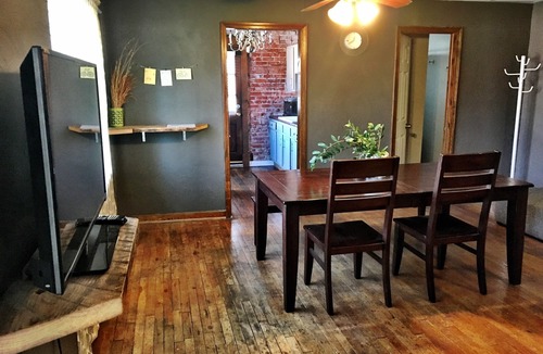 Westside North Condo | Arts District Loft in Downtown Kansas City -Great Views, Walkable, 30+ Day Stays