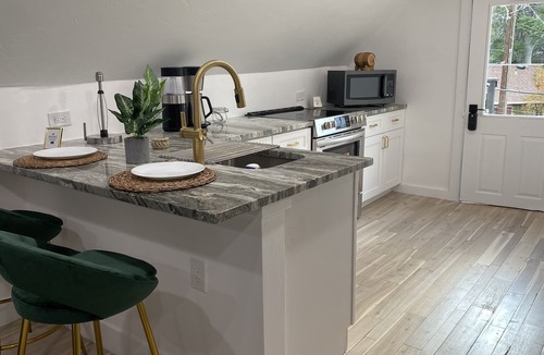 Curtis Park House | Attic apartment in RiNo/Five points. 5min away from Train station