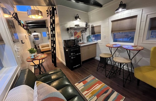 Fredericktown Cabin | Authentic Train Caboose with Loft & Firepit Near Elephant Rocks