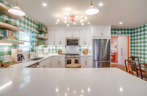 Westworth Village House | Backyard Resort | Pool, Hot Tub, Sauna & Bar 12