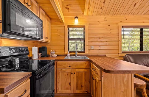 Gilmer Cabin | Barnwell Mountain Cabins #58