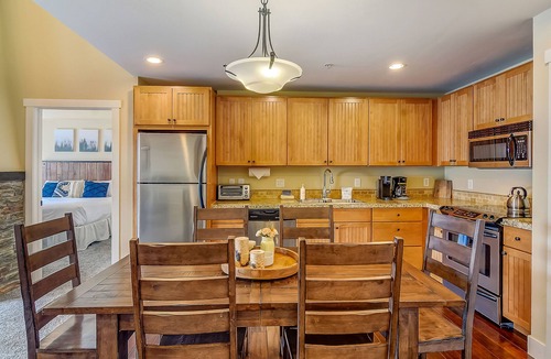 Silvercreek Condo | Base Camp One Escape | Pool & Views