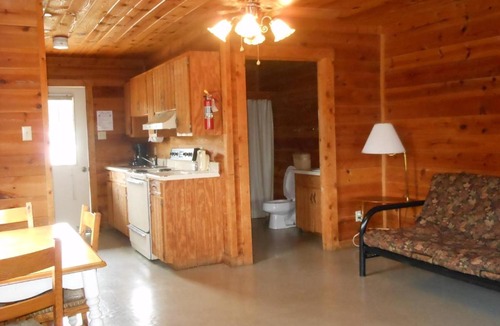 Bridgeport Resort | Bay Landing Camping Resort Cabin 9