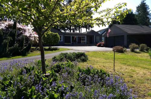 Sequim House | Bay View Horizon Waterfront Family Friendly