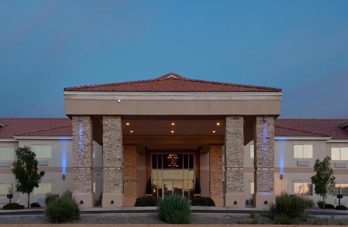 Belen Hotel | Baymont by Wyndham Belen NM