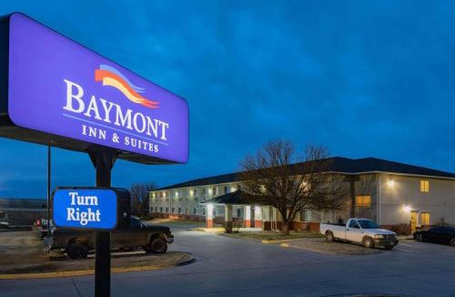 Evansville Hotel | Baymont by Wyndham Casper East