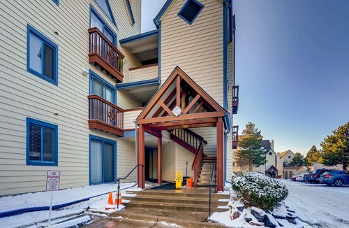 Greenwood Village Apartment | BC41244 Charming Studio