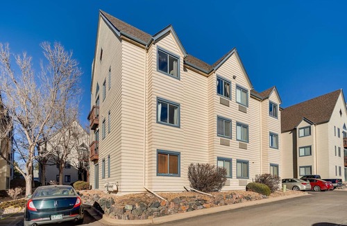 Greenwood Village Apartment | BC71276 Awesome Studio