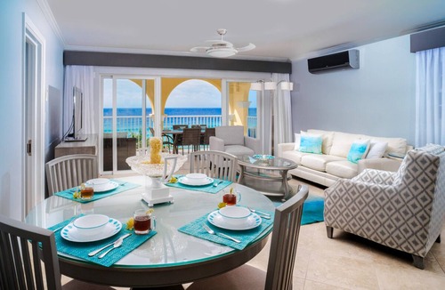 Dover Apartment | Beachfront 2-bed Apt with two pools - Sapphire 401