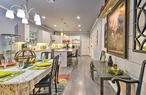 Waco Cottage | 'Bearadise Bungalow' ~ 2 Mi to Magnolia Market!