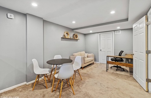 Beaverdale House | Beautiful 3-bedroom house with AC in adorable Des Moines