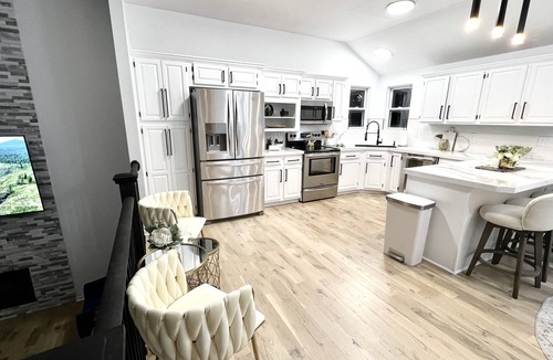 Olathe House | Beautiful and comfortable home 25 minutes from Kansas City downtown