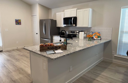 Lubbock House | Beautiful brand new home. Just entered VRBO market November 6. All things new!