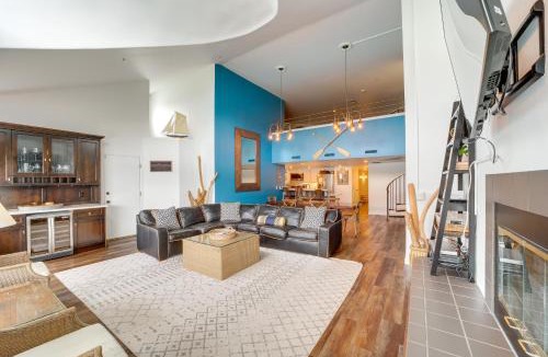 Chelan House | Beautiful Condo w/Balcony on Lake Chelan!