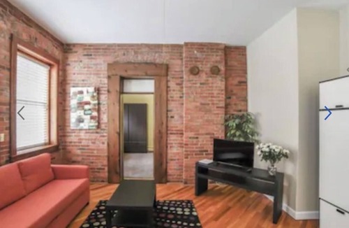 River Market Apartment | Beautiful Loft in Downtown Kansas City