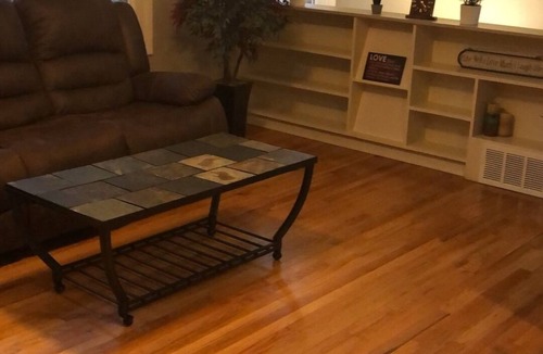 Lincoln House | Beautiful remodeled 4 bedroom 2 bath house