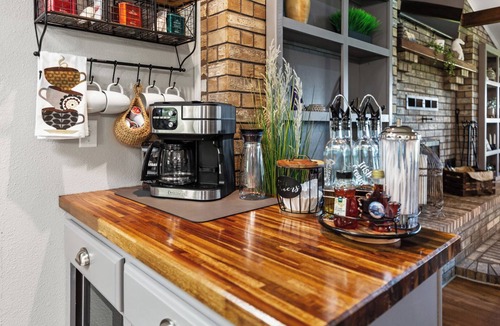Mena House | Beautiful Renovated Home-Mena Mountain View-UTV Trails-CMA-MTB-Kayak & Much More