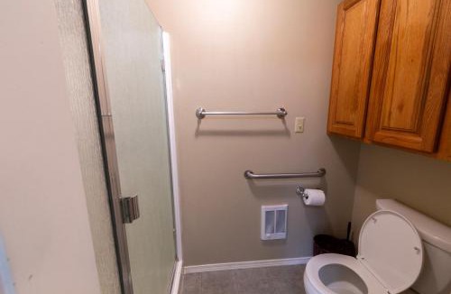 Emmett House | Beautiful spacious home in the heart of emmett