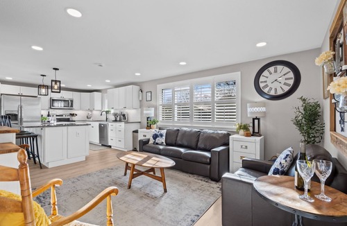 Berthoud House | Berthoud Basecamp | Private Hot Tub & Backyard Oasis