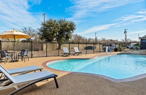 Seagoville Hotel | Best Western Executive Inn