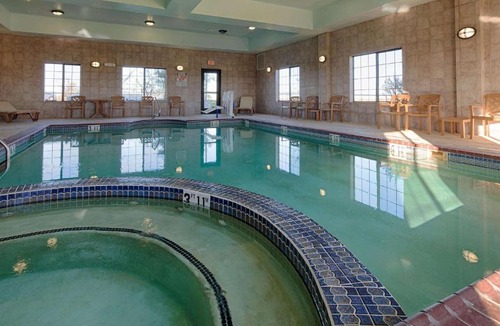 Clay Hotel | Best Western Inn & Suites - Henrietta