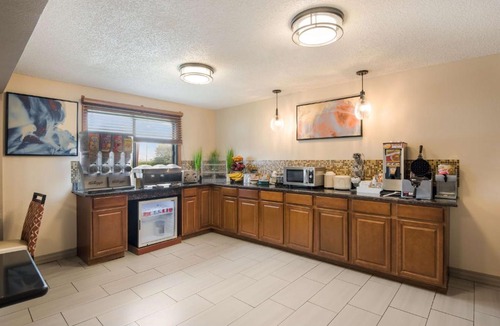 Mount Pleasant Hotel | Best Western Mount Pleasant Inn