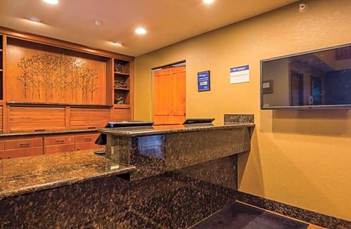 Craig Hotel | Best Western Plus Deer Park Hotel & Suites