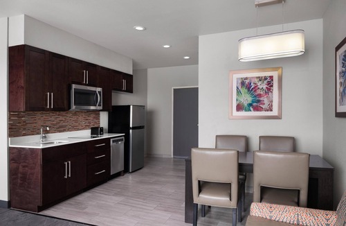 Baytown Hotel | Best Western Plus Executive Residency Baytown
