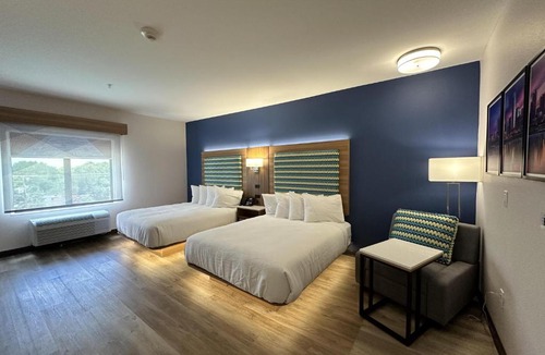 White Rock Hills Hotel | Best Western Plus Fair Park East