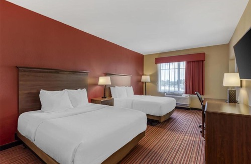 Hudson Hotel | Best Western Plus Hudson Hotel & Suites
