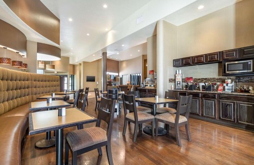 West San Antonio Hotel | Best Western Plus Lackland Hotel and Suites.