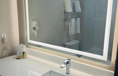 Southeast Houston Hotel | Best Western Plus Pearland/Houston Medical Center Hotel