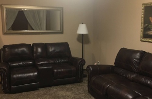 Northwest Heights House | Bethel Home - 3 Bed 2 Bath