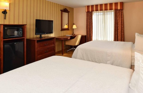 Westside Hotel | Better Choice for your Vacation! 2 Relaxing Units, Indoor Pool, Pets Allowed!