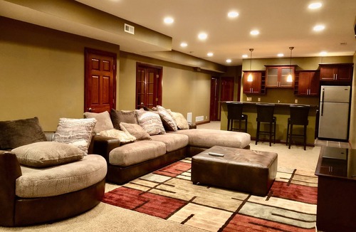Lincoln House | Big 3,300 sqft beautiful 4BR 3.5BA house at beautiful neighborhood