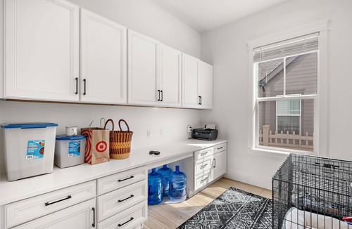 Erie House | Big beautiful new home super close to Denver Intl Airport, Denver, Boulder