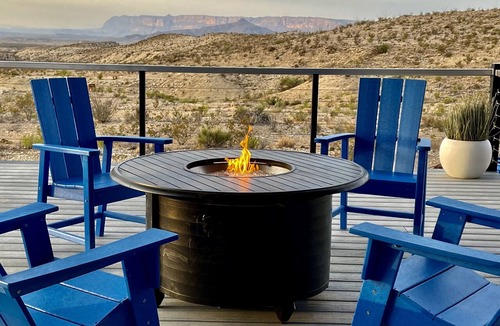Terlingua House | Big Bend StarGazer PLUS: 2 Retro Airstreams for 4
