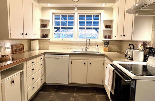 Walla Walla House | Black Walnut House @ Pioneer Park + W2 Central