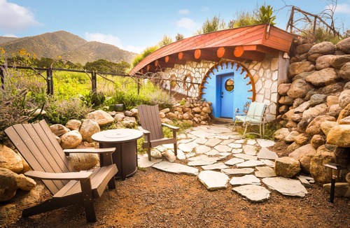 Baca Grande Cottage | Blue Hobbit Home/Infrared Sauna/Fire Pit