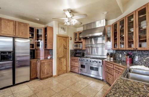 Ruidoso Cabin | Blue Lake Lodge | Pet Friendly, Views, Hot Tub