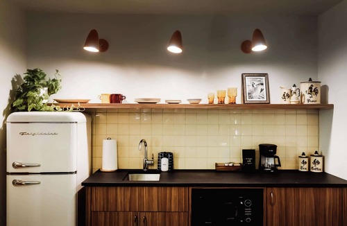 Hale Apartment | Bohemian Cactus Suite | La Vista Motel | 205