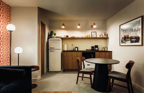 Hale Apartment | Bohemian Cactus Suite | La Vista Motel | 205