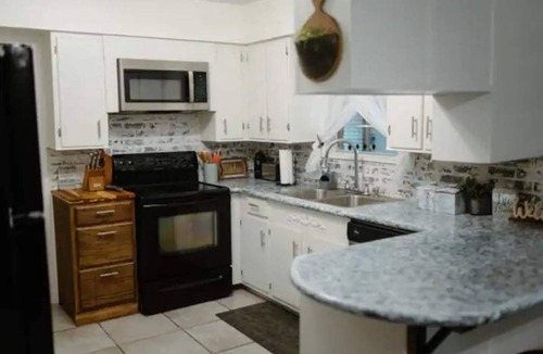 Fairbanks House | Bonner's Bungalow