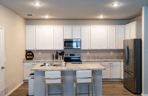 Wetmore House | Brand New Cozy home near RAFB - 86" TV w/game system, grill, and more