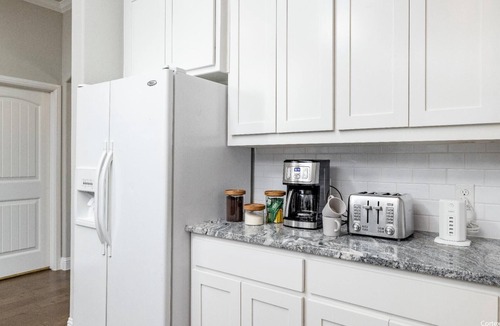 Decatur House | Brand New Luxury 2 Bedroom Home in Decatur, Texas!