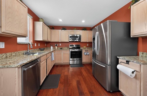 Frisco House | Bright, Fully Furnished Frisco Retreat