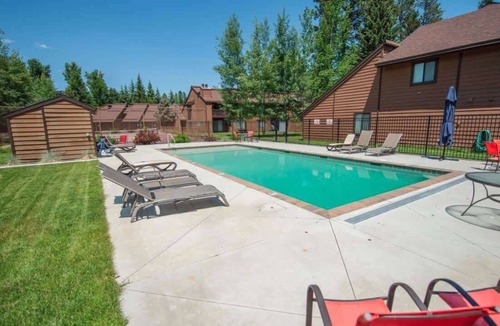 McCall Condo | Bright McCall Condo, Pool, Tennis & Fireplace