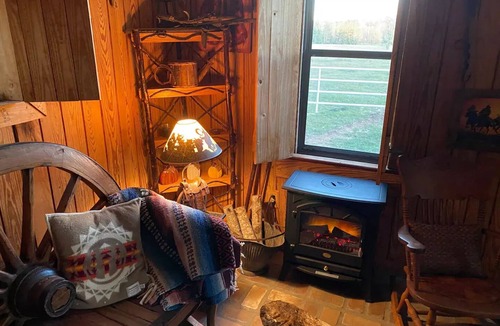 Webster Parish Cottage | "Bucking Bull Bunkhouse" on Bucking Bull Farm