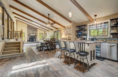 Monument House | Buckskin Hideaway, Hiking & Biking Trails BBQ