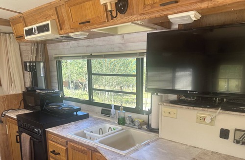 Indian Mountain House | Budget Friendly Camper With Beautiful Views
